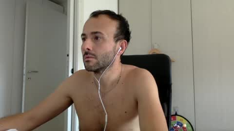 Snapshot of hhombre chatting on June 2026 09:14:01 AM hhombre online show from June 2026 09:14:01 AM