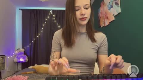 Snapshot of hhotbabyy chatting on April 2026 10:26:01 AM Diana online show from April 2026 10:26:01 AM