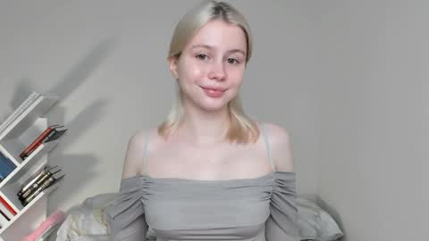 Snapshot of hi_popsy chatting on September 2025 01:17:02 AM Popsy Risha online show from September 2025 01:17:02 AM