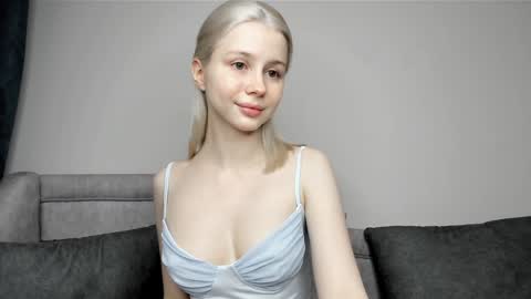 Snapshot of hi_popsy chatting on September 2025 08:03:01 PM Popsy Risha online show from September 2025 08:03:01 PM