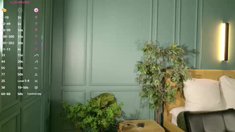 Snapshot of hidden_charm_ chatting on December 2025 08:53:02 AM My name is Angelina but I like when you call me Angel online show from December 2025 08:53:02 AM