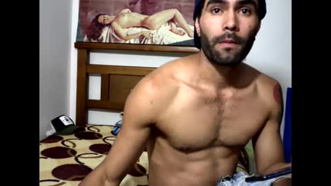 hideonbush online show from November 2025 12:27:01 PM