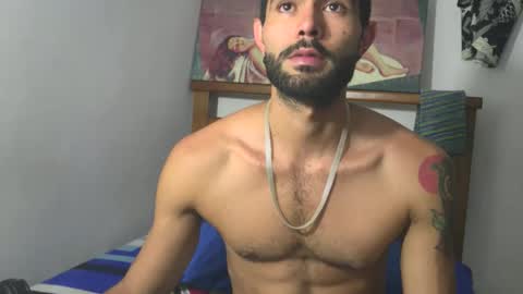 Snapshot of hideonbush051 chatting on February 2026 03:40:02 PM hideonbush online show from February 2026 03:40:02 PM