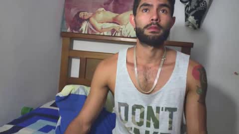 Snapshot of hideonbush051 chatting on February 2026 12:28:02 AM hideonbush online show from February 2026 12:28:02 AM