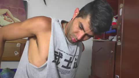 Snapshot of hideonbush051 chatting on February 2026 11:20:02 AM hideonbush online show from February 2026 11:20:02 AM