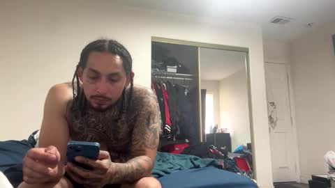 hihello300 online show from December 2025 08:17:01 PM