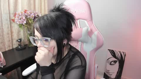 hikaru_arimura online show from December 2024 01:53:02 AM