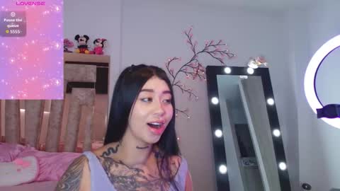 LUNA new account  FOLLOW ME online show from November 2025 07:52:02 PM