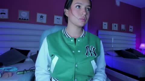 hilary_tailor online show from September 2025 11:10:01 AM