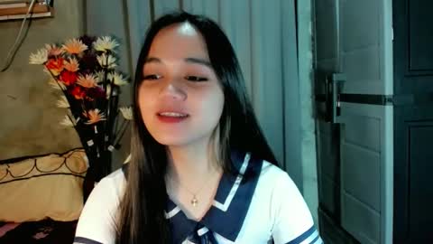 hilarymolly online show from March 2026 02:50:01 AM