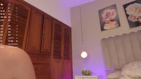 Snapshot of hilaryr29 chatting on September 2025 07:27:02 PM Hilary online show from September 2025 07:27:02 PM