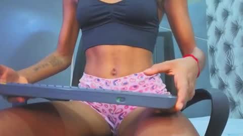  Hillary  online show from September 2025 03:28:01 AM