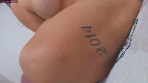 sarah online show from December 2025 12:40:02 AM