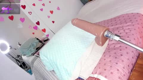  Hilary  online show from October 2025 08:53:02 PM