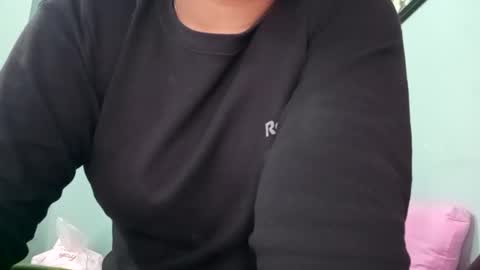 himuhimu22 online show from December 2024 08:55:01 AM