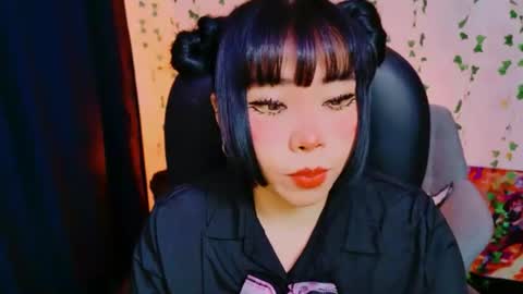 Snapshot of hinata1_chan chatting on August 2026 06:04:02 AM Hinata online show from August 2026 06:04:02 AM