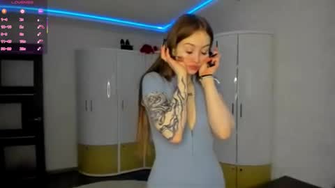 Leya Day Mary Night   PvT Open online show from February 2026 08:24:01 AM