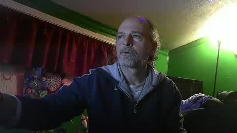 Snapshot of hippiedad333 chatting on February 2026 11:11:02 PM hippiedad333 online show from February 2026 11:11:02 PM