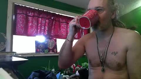 Snapshot of hippiedad333 chatting on February 2026 08:53:01 PM hippiedad333 online show from February 2026 08:53:01 PM