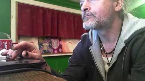 Snapshot of hippiedad333 chatting on March 2026 01:34:01 AM hippiedad333 online show from March 2026 01:34:01 AM