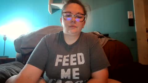 Bella online show from September 2025 03:17:02 AM