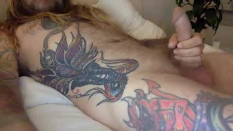 Snapshot of hippybiker chatting on December 2024 12:09:01 AM hippybiker online show from December 2024 12:09:01 AM