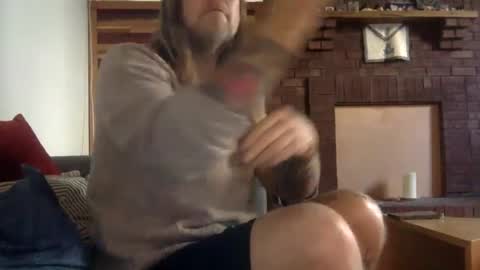 Snapshot of hippybiker chatting on December 2024 03:08:01 PM hippybiker online show from December 2024 03:08:01 PM