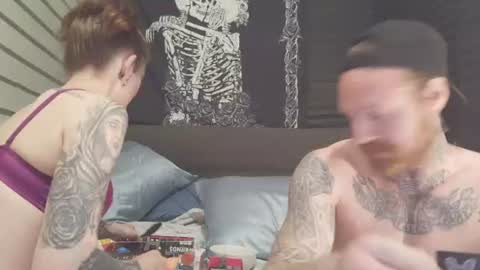 Snapshot of hisnhertemptation chatting on June 2026 03:42:02 AM HisNHersTemptation online show from June 2026 03:42:02 AM