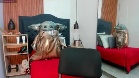 Hisoka online show from October 2025 10:54:02 PM