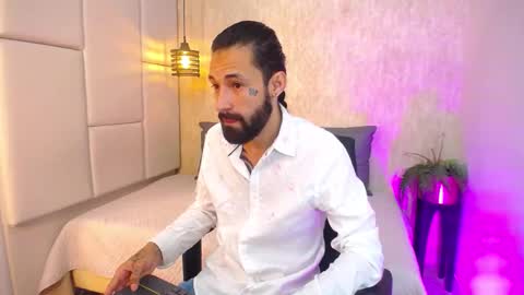 Hisoka online show from March 2026 02:35:02 AM