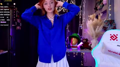 Snapshot of hisoka__akerley chatting on March 2026 07:30:02 PM Ella online show from March 2026 07:30:02 PM