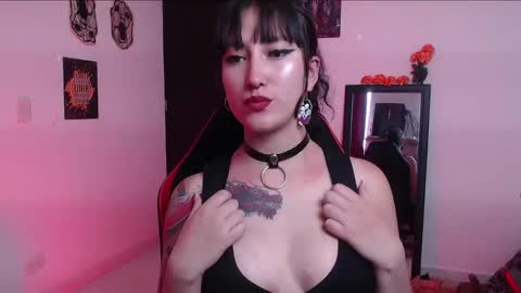 Hitomi Arata online show from September 2025 08:19:01 PM