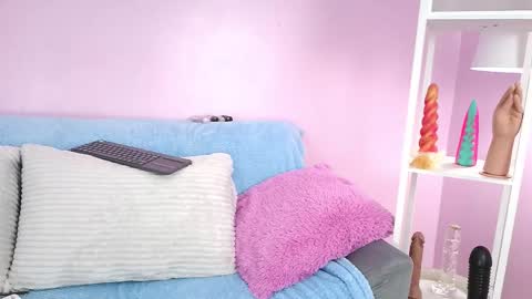 hiyakasudere_ online show from November 2025 06:51:02 PM