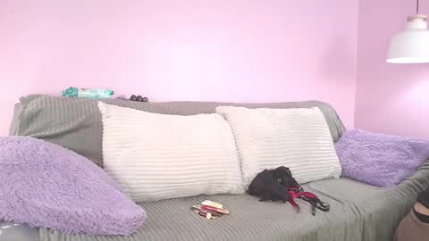 hiyakasudere_ online show from December 2025 06:28:01 PM