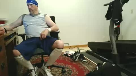 Snapshot of hockeybud chatting on May 2026 04:38:01 PM Rick online show from May 2026 04:38:01 PM
