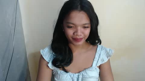 Guinevere3 online show from April 2026 04:21:01 AM