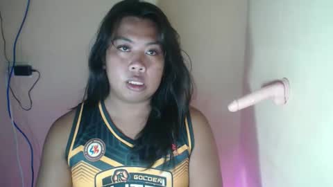 Layla3 online show from March 2026 01:43:01 AM