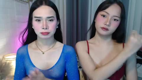 hoelymolly online show from June 2026 06:47:01 PM