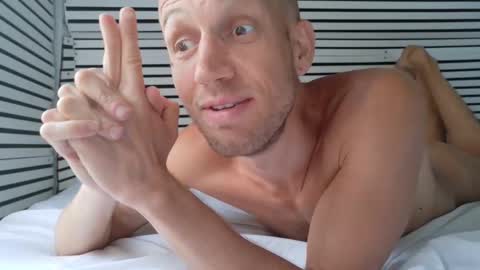 Snapshot of hola_homo chatting on May 2026 06:24:01 PM hola_homo online show from May 2026 06:24:01 PM