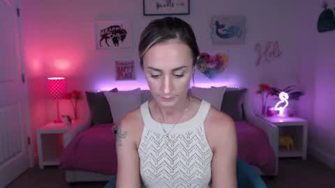 Holi Hurricane online show from September 2025 03:17:01 AM