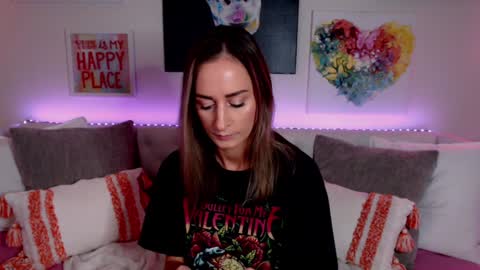 Holi Hurricane online show from October 2025 02:37:02 AM