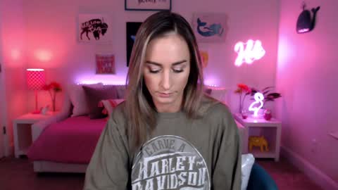 Holi Hurricane online show from November 2025 02:43:02 AM