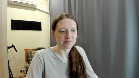 Snapshot of holistic_woman chatting on July 2026 03:05:02 PM holistic_woman online show from July 2026 03:05:02 PM