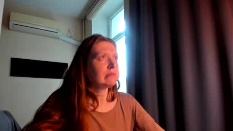 Snapshot of holistic_woman chatting on August 2026 02:44:02 PM holistic_woman online show from August 2026 02:44:02 PM