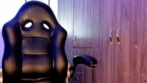 Mara online show from February 2025 08:51:02 AM