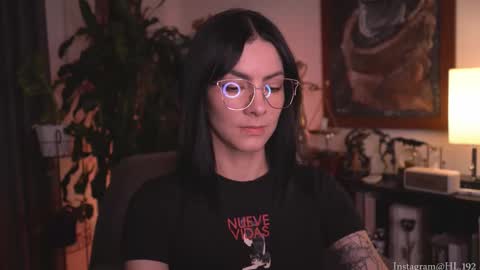 Holly Linder online show from September 2025 12:14:01 AM