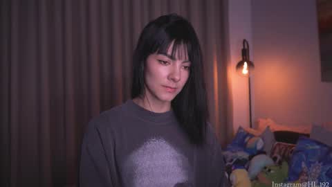 Holly Linder online show from November 2025 12:33:01 AM