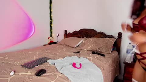 Molly online show from April 2026 03:31:02 PM