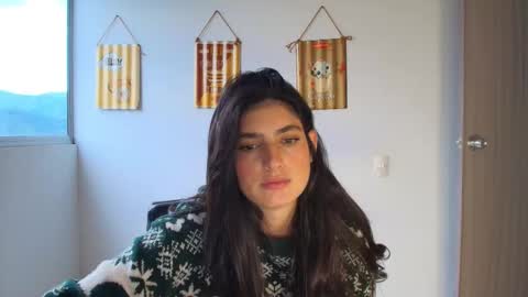 hollyshit_ online show from February 2026 10:58:02 PM