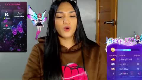 Snapshot of hollywoodbitch chatting on February 2025 06:14:02 AM Isabella Marie online show from February 2025 06:14:02 AM